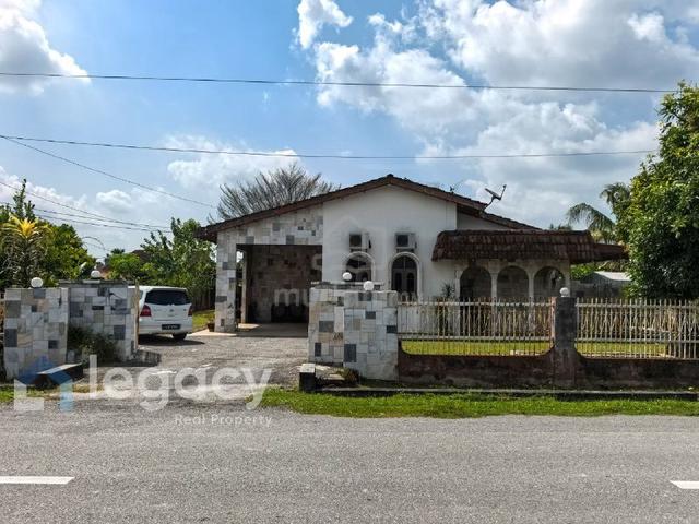 Banglo Setingkat Premium Untuk Dijual – Taman Serdang, Sitiawan 1