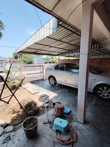 FreeHold Single Storey Terrace House 1