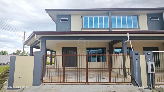 Double Storey Terrace Corner Jalan Dahlia 1