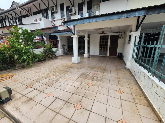 Permas Jaya / 2 Storey Terrace / 22x70 sqft / 4 bedrooms 1