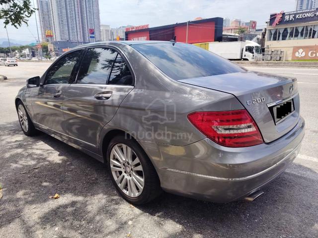 Mercedes Benz C200 CGI tip top condition 1 owner - 2
