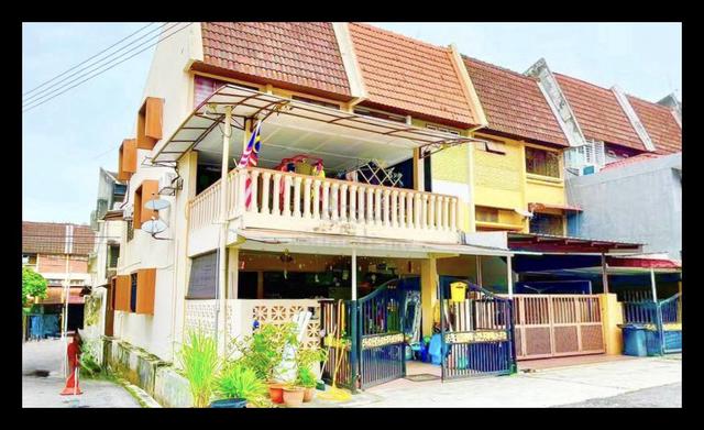LOW DEPOSIT🔥 NEGO ENDLOT 3 Storey Taman Bukit Teratai Ampang 1