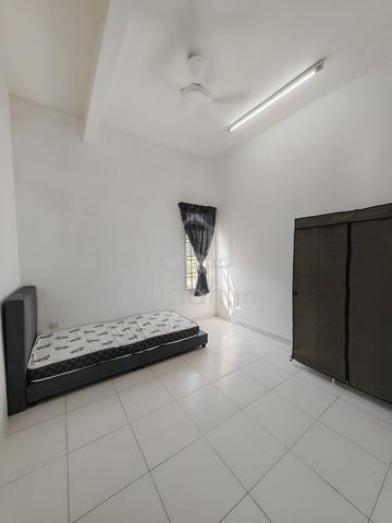 Gelang patah Taman Prima Room For Rent 2