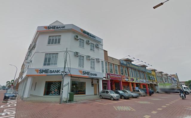 [SENAWANG ROI 6% FACING MAINROAD] 2 Storey Corner Unit 1