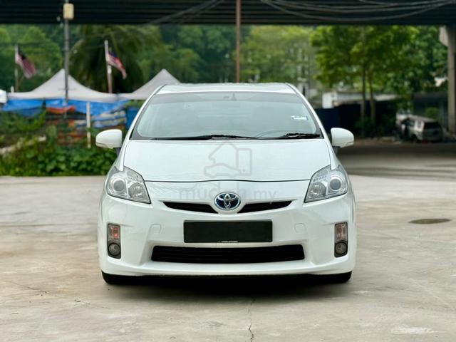 NEW PAINT ⭐Toyota PRIUS 1.8 (HYBRID) FREE WARRANTY - 4