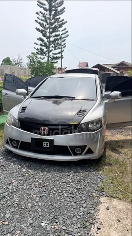 Honda CIVIC 1.8 S FD FACELIFT (A) - 1