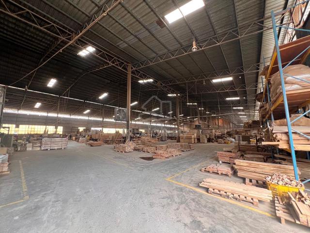 Factory warehouse space for rent 30k sf Klang Kapar 1