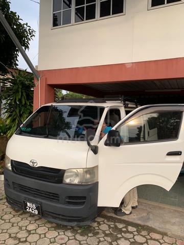 2009 Toyota HIACE 2.5 (M) - 3