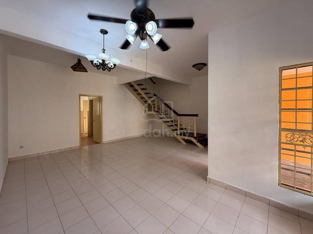 Newly Refurbish 2 Storey Terrace Taman Desaria Nilai 1