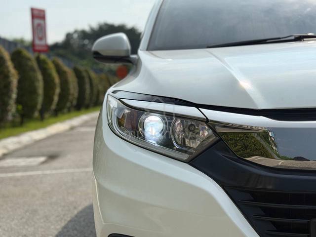 Honda HR-V1.8 E V RS PADDLE-SHIFT TIPTOP CONTION - 5