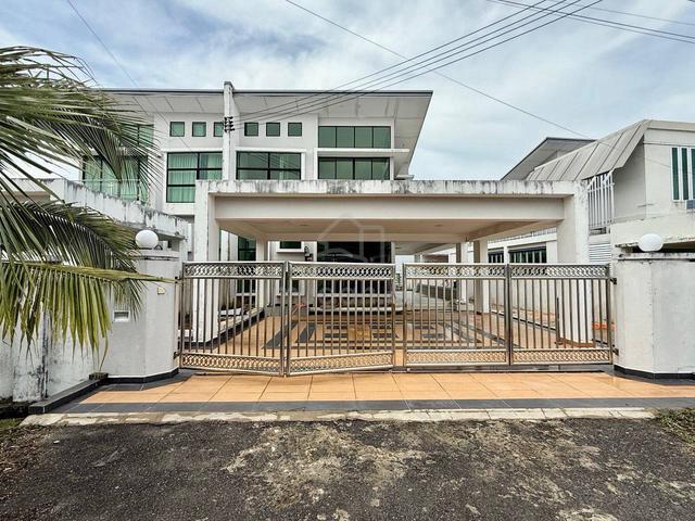Double Storey Semi Detached House for Sale at Greenville Miri 1