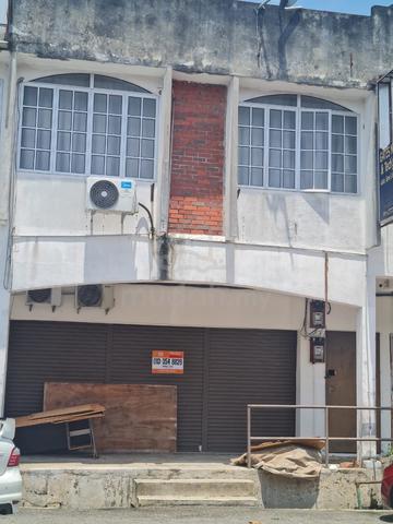 Pahang Mentakab Jln Bendera Infront LYC Mart Two Storey shop For Sale 1