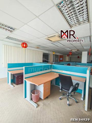 CORNER LOT @ 2nd Floor Shop Lot Bandar Laguna Merbok FOR RENT 1