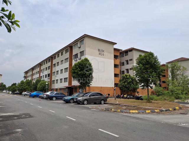 Johan Court 1