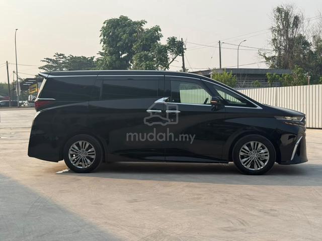 2025 Toyota Alphard Z Facelift / NO SUNROOF unit - 3
