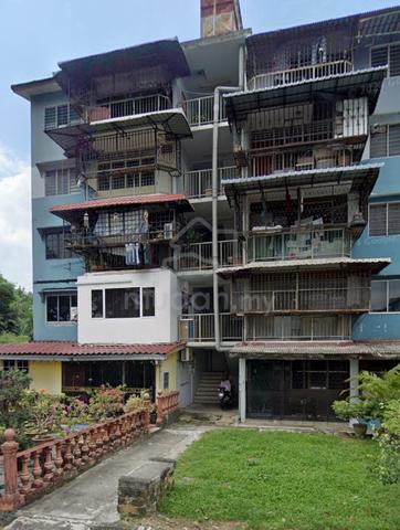 Flat PKNS Seksyen 18 Shah Alam 1