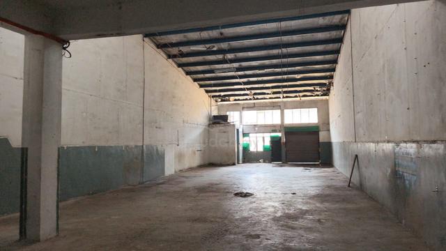 factory for sale taman impian emas jalan selatan 1.5 storey terrace 1