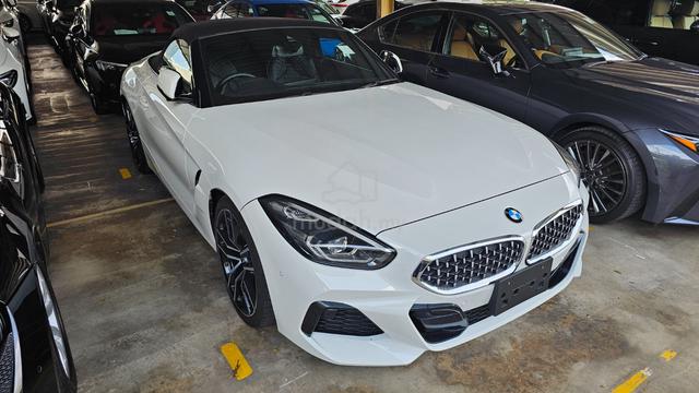 2022 Bmw Z4 2.0 Soft top 4.5 Grade 25k km - 1