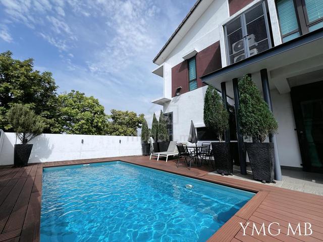 Bukit Raja Klang Athira End Lot Only one got swimming pool 1