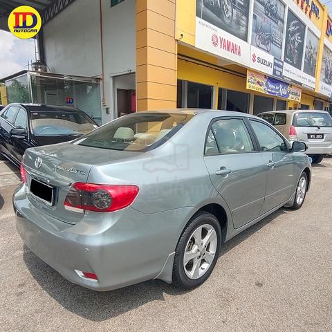 2011 Toyota COROLLA ALTIS 1.8 E FACELIFT (A) - 4