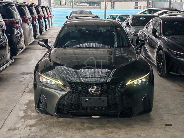 2023 Lexus IS300 2.0 F-SPORT MODE BLACK III (A) - 4