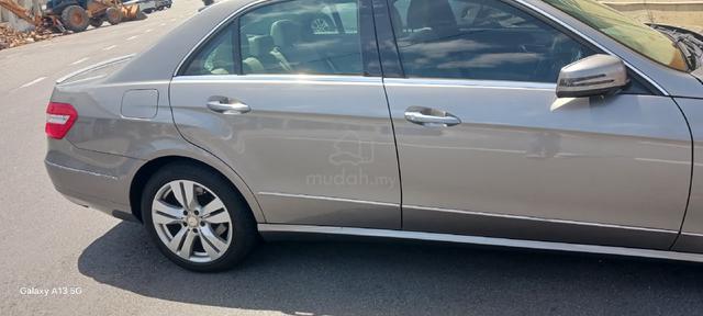 2013 Mercedes Benz E250 AVANTGARDE (CKD) 1.8 - 2
