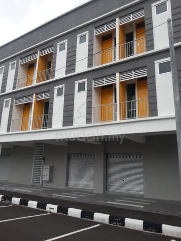 Kampus West City Studio 1