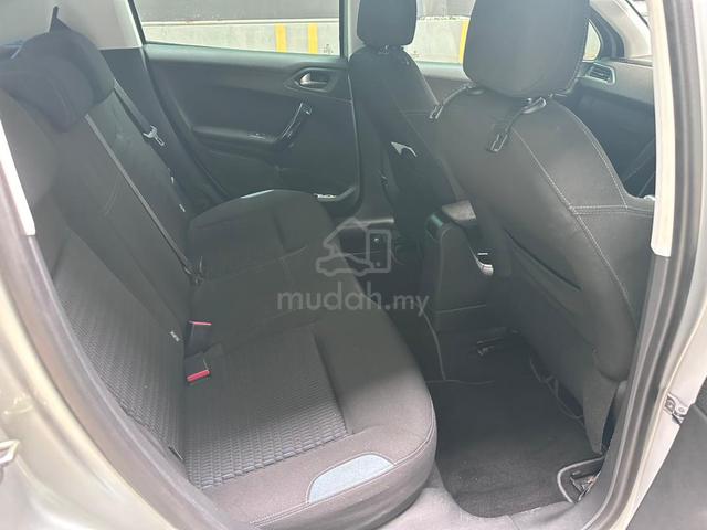 2015 Peugeot 208 1.6 VTi ALLURE (A) - 5