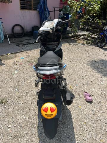 rs150 - photo 2 of 4