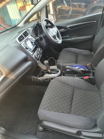 ( FULL LOAN ) 2016 Honda JAZZ 1.5 E (A) - 2