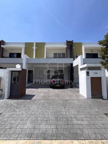 2 Storey Serimba Terrace| Basic Unit | 5 Room 4B | Persiaran Mahkota 2 1