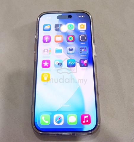 Apple Iphone 16 Pro 256GB Smart Phone - photo 3 of 6