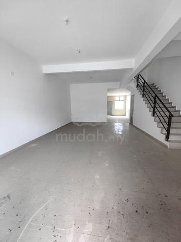 Ulu Tiram Bestari Indah Lily 2 Double Storey Fully Extend House 20x70 2