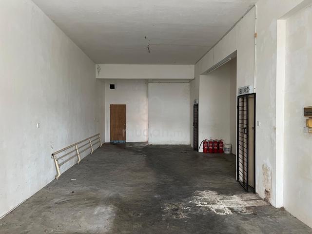 7th Miles / Kota Sentosa Kuching - 1st Floor Shoplot for rent 1