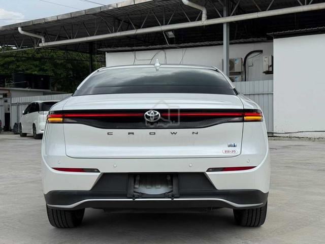 2023 Toyota CROWN RS Advanced 19k KM / P.BACKSEAT - 2
