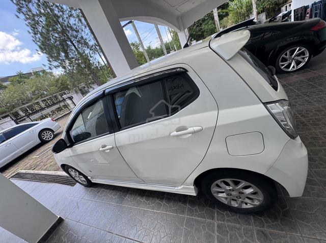 2016 Perodua AXIA 1.0 AV Auto Low Millege - 3