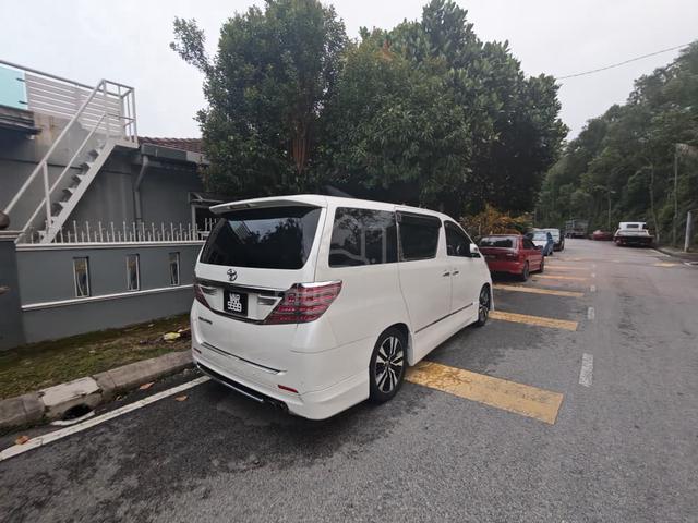 2013 Toyota VELLFIRE 2.4 Z G-EDITION ANH20W - 2