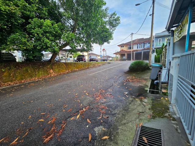 Rm1400 Monthly Refurbished Double Storey at Taman Desa Orkid, Senawang 1