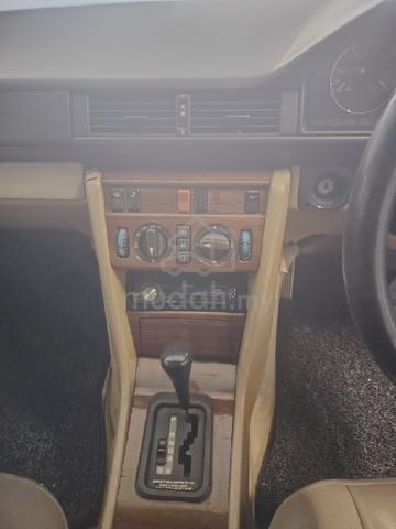 1995 Mercedes Benz 220E 2.2 W124 (A) - 5