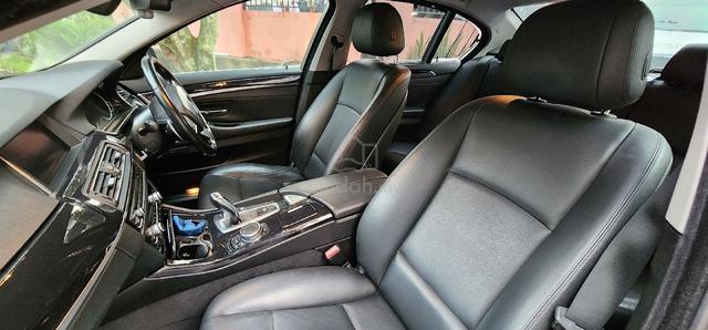 BMW 520i 2.0 @ 5 series F10 2015 - 5