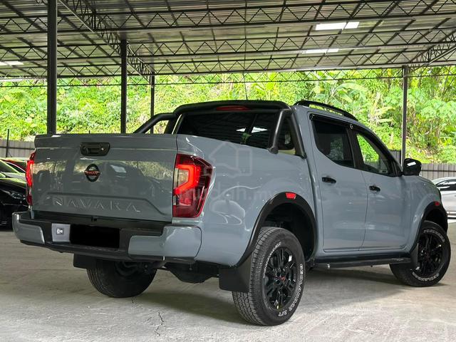 NISSAN NAVARA 2.5 PRO-4X 4X4 TURBO (A) Full Loan! - 3