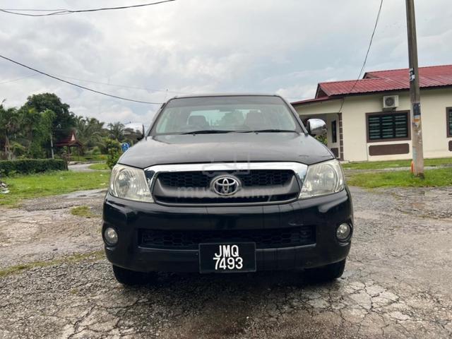 2009 Toyota HILUX 2.5 G FACELIFT (A) - 3