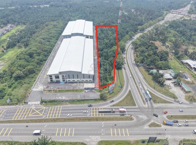 2.2 Acres Agricultural Industrial Land Mainroad Jalan Klang Banting 1