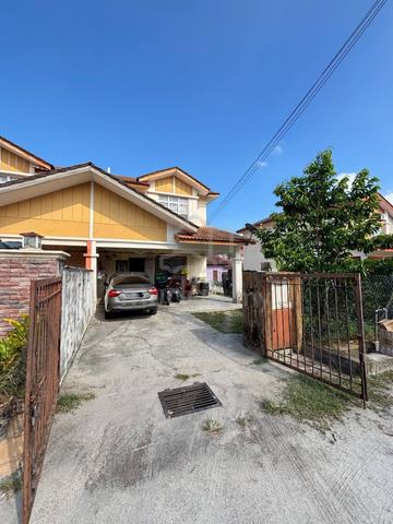 [RENOVATED ENDLOT] Rumah Teres 2 Tingkat Taman Sei Mahkota Aman 1