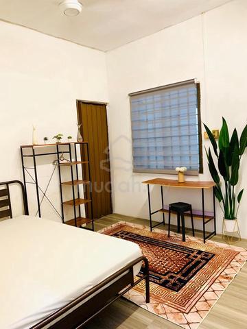 *Last Unit* Master Room CIQ Taman pelangi abad sentosa johor bahru 1