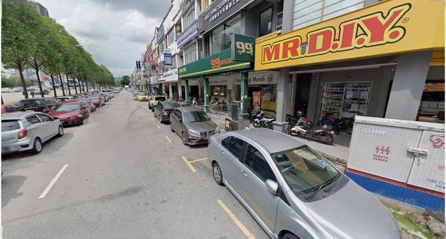 setapak 3 sty shoplot , 22x80 facing mainroad , danau kota jalan 2/23a 1