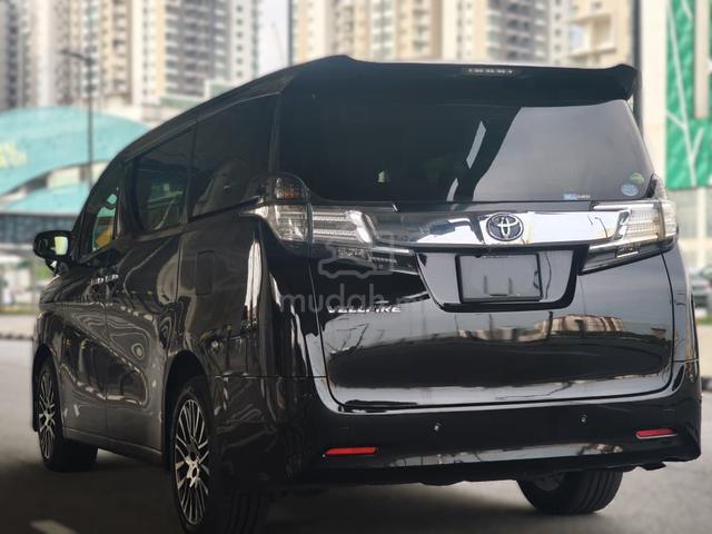 2015 Toyota VELLFIRE 2.5 ZA POWER BOOT 1 OWNER - 4