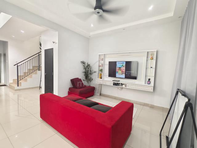 [Below Market] Ayera Residences 4Bed 3Bath Taman Teluk Tropicana 1