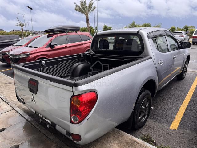 2011 Mitsubishi TRITON 2.5 LITE KA4TNJNMR - 4