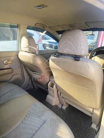 2009 Nissan LATIO 1.8 Ti (A) - 4